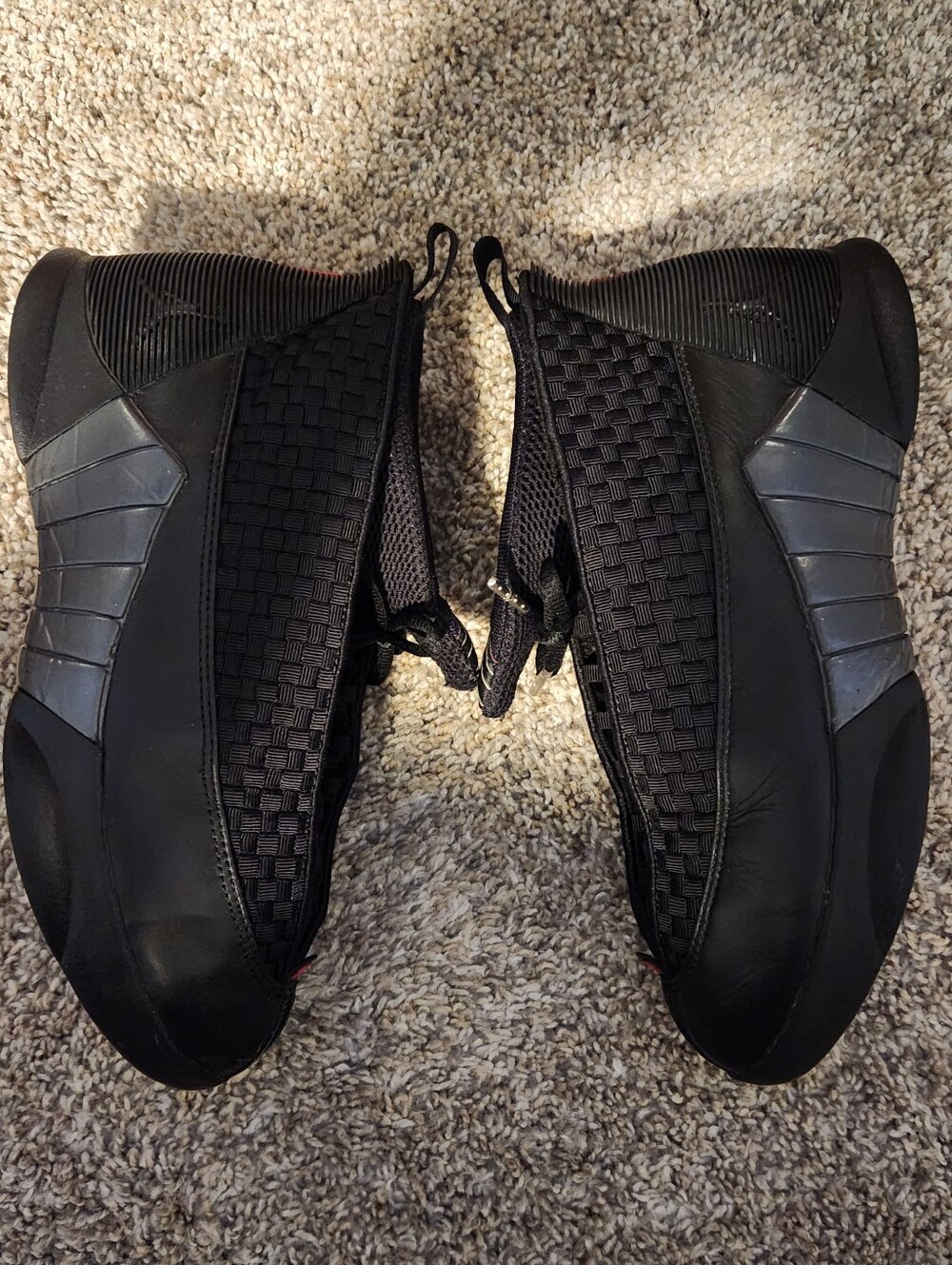 AUTHENTIC AIR JORDAN XV STEALTH SIZE 8